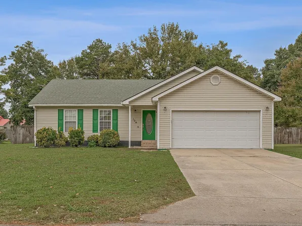 104 Church Dr, Bay, AR 72411