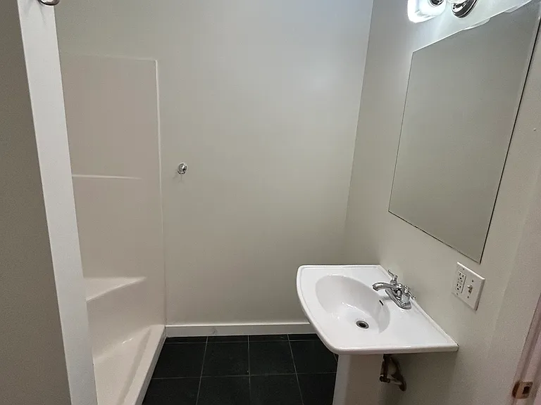 156 Main St #204 — Photo 20