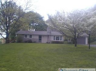 93 Klingerman Rd, Telford, PA 18969