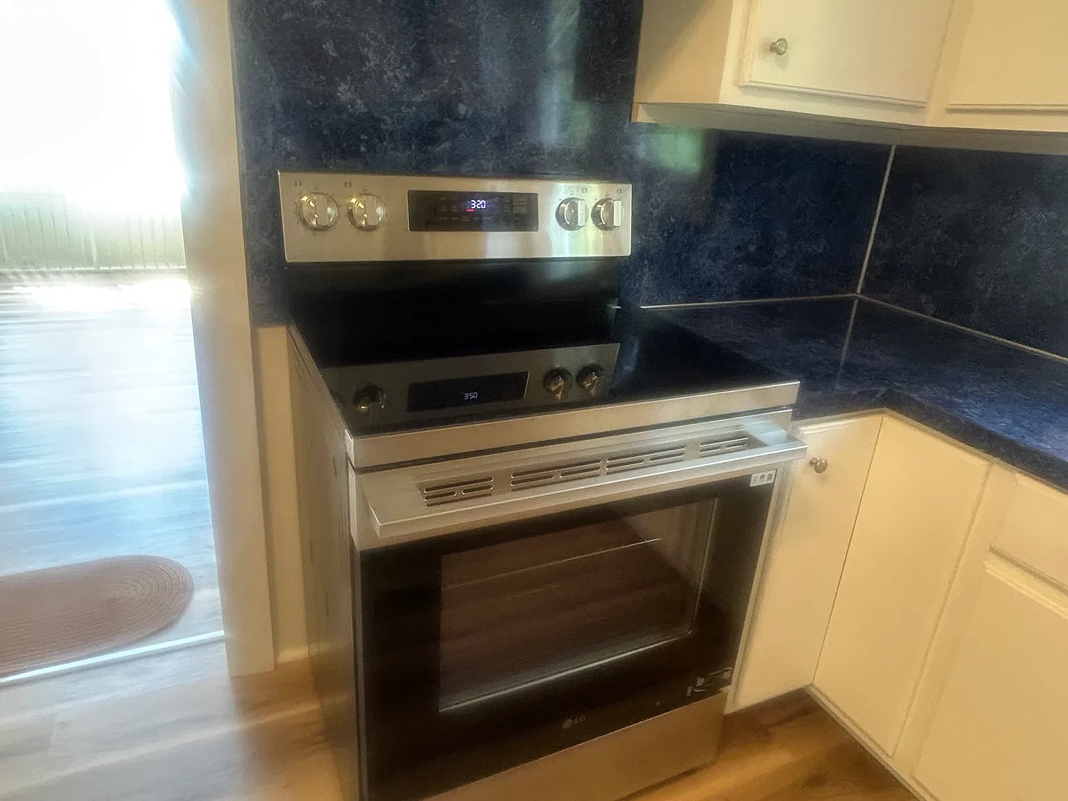 2 bed, 1380 sqft, $1,500 — Photo 2