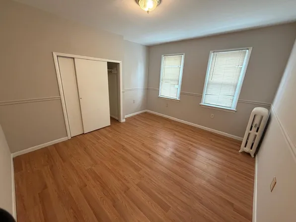 533 S Olden Ave, Trenton, NJ 08629