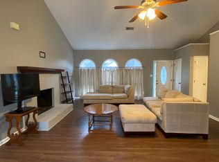 1350 Hathshire Dr, Charlotte, NC 28262