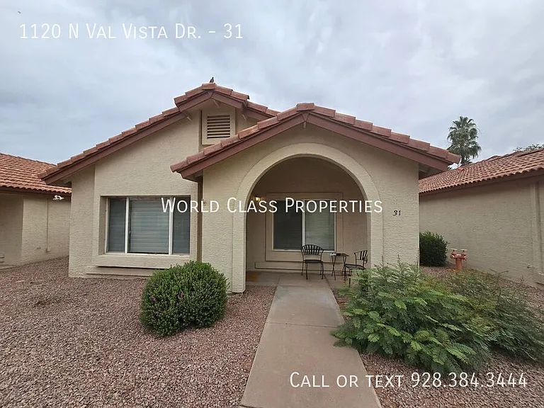 1120 N Val Vista Dr #31 — Photo 1