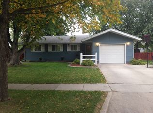 3022 8th St N, Fargo, ND 58102