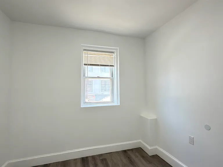 397 Avenue C #101 — Photo 6