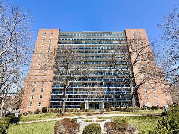 97-07 63rd Rd APT 8G, Rego Park, NY 11374