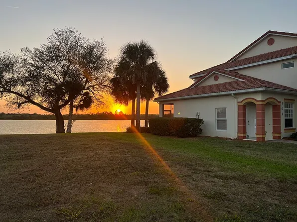 25053 Peacock Ln APT 101, Naples, FL 34114