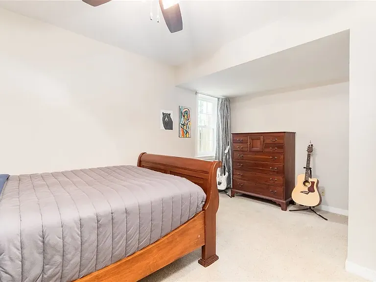 700 Victorian Ct — Photo 28
