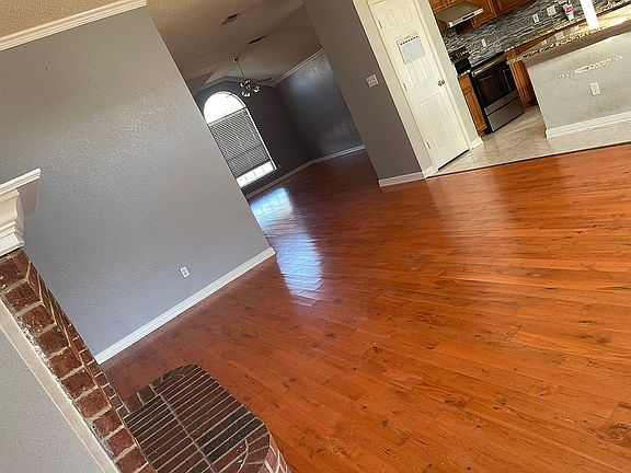 3rd image of 6003 Prairie Wood Ct