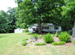 1137 Rainbow Rd, Advance, NC 27006