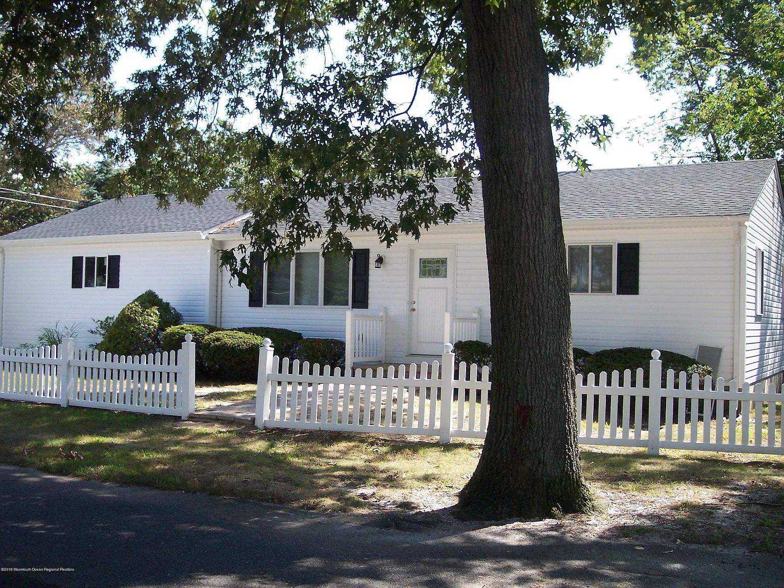 2 bed, 1281 sqft, $2,800 — Photo 1