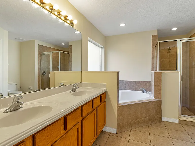 5604 Florence Harbor Dr — Photo 18