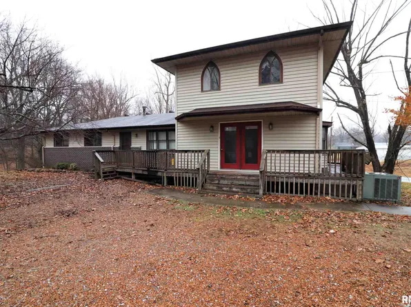 899 Country Club Rd, Metropolis, IL 62960