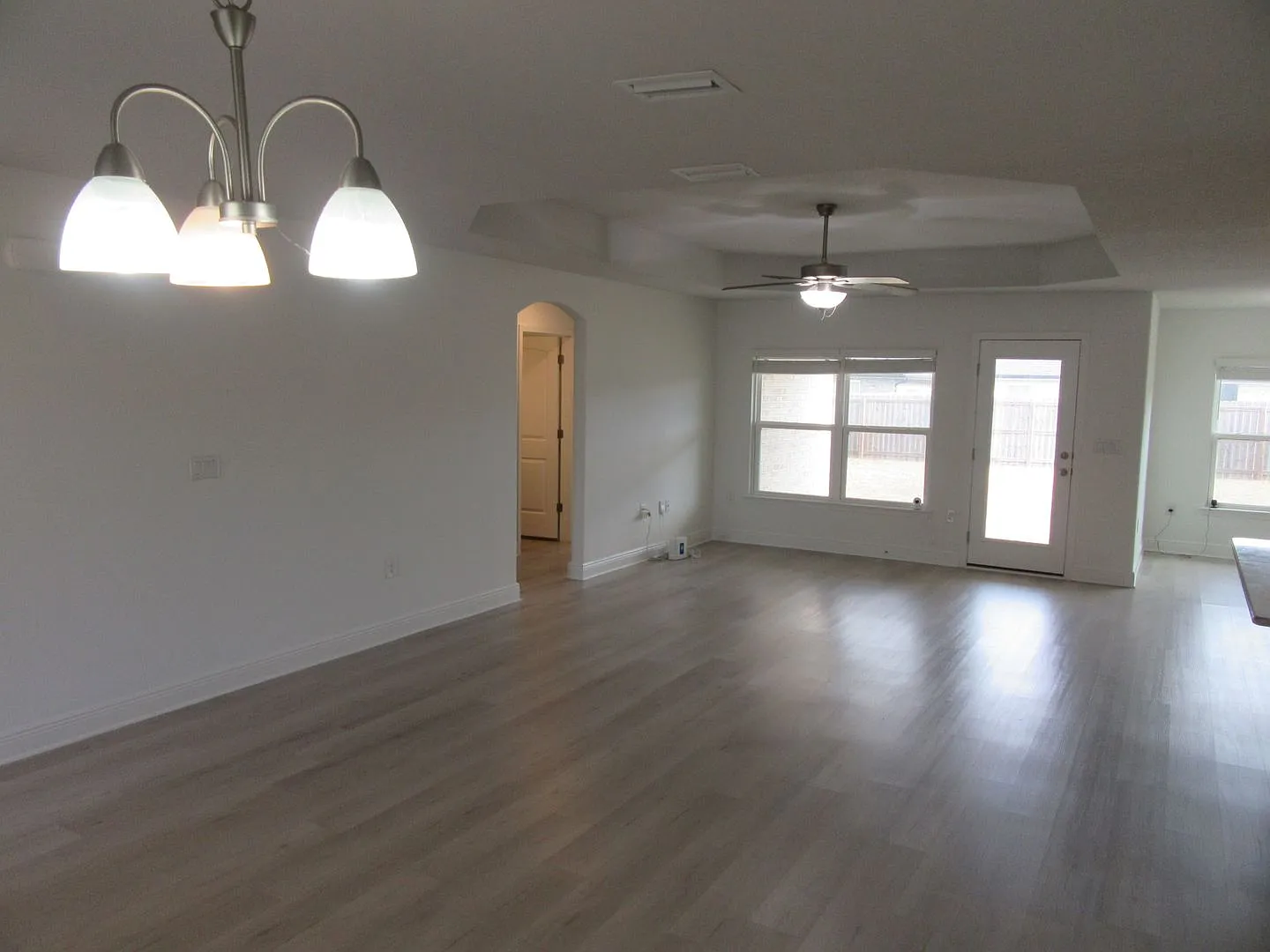 3836 Redbud Way — Photo 3