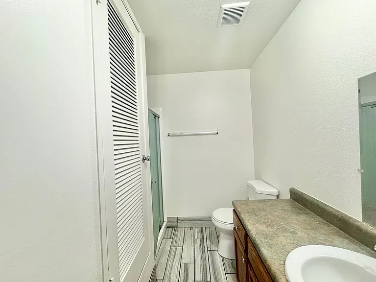 Joann Street Apartments — Photo 10