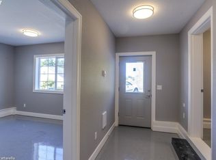 7824 SW 37th Ave #C, Portland, OR 97219