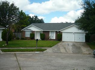 17811 Heritage Colony Ct, Webster, TX 77598