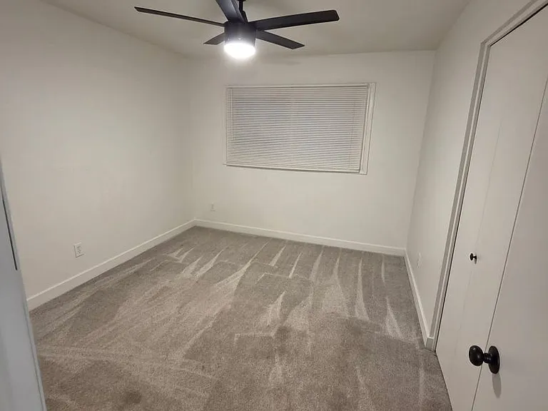 4030 N Granite Reef Rd — Photo 13