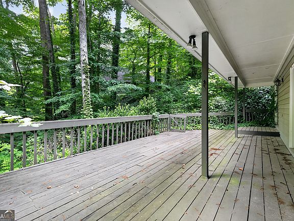 4th image of 7127 Riverside Dr