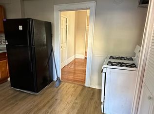 27 Tilley St #1A, New London, CT 06320