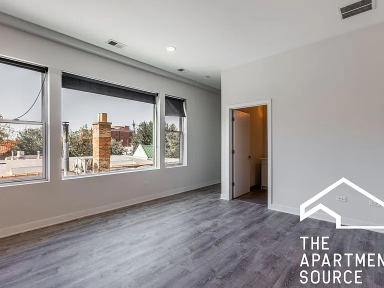 2247 W Lawrence Ave #3 — Photo 11
