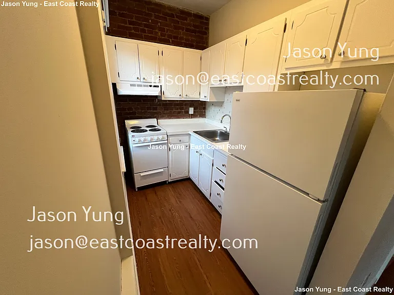 40-82 S Huntington Ave #4 — Photo 6