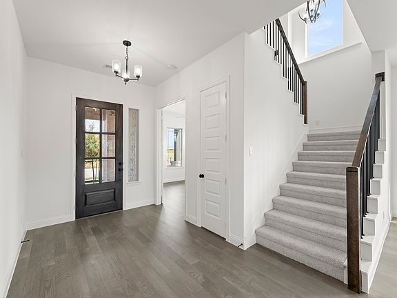 5th image of 1426 Colorado Rd