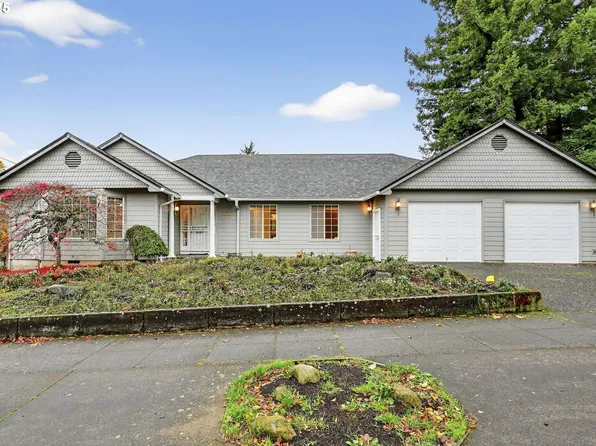 6826 SE Stark St, Portland, OR 97215