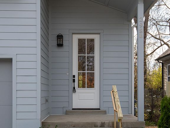 2nd image of 298 Vivelle Ave #B