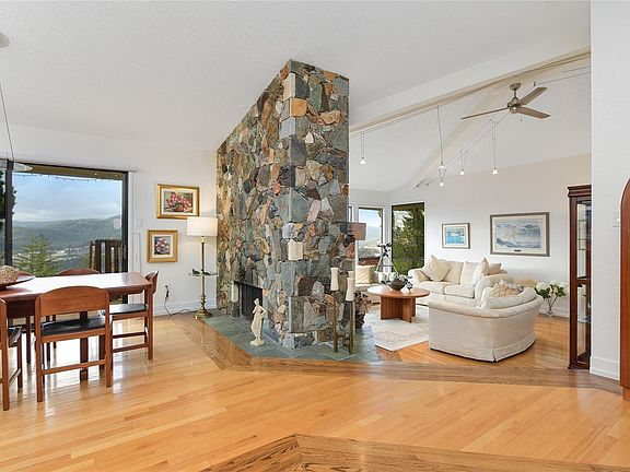 4th image of 754 Walfred Rd