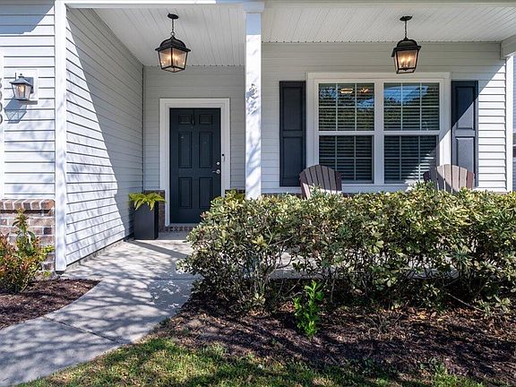 3rd image of 3000 Conservancy Ln