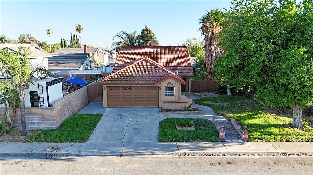 3 bed, 1210 sqft, $3,500 — Photo 1
