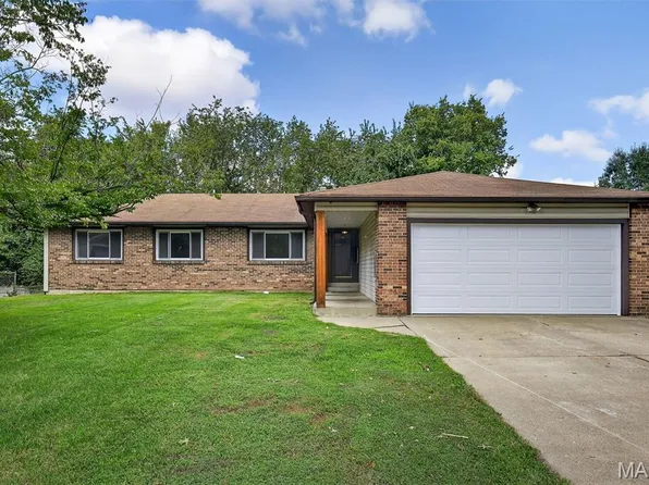 1351 Brandywine Ln, Saint Peters, MO 63376
