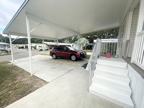 5th image of 13 Briarwood Ln