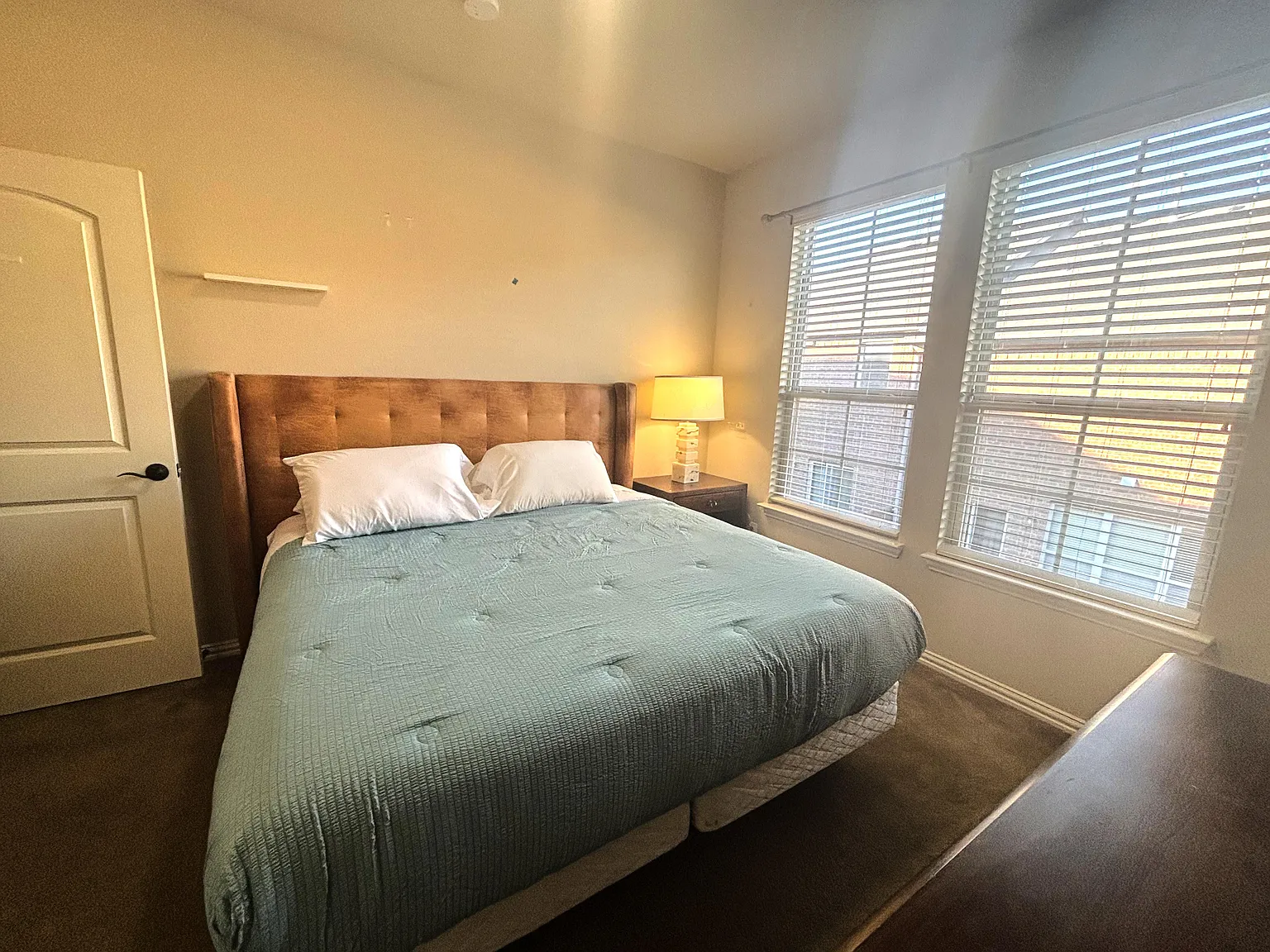 3 bed, 2.5 bath, 1878 sqft, $4,500 — Photo 2