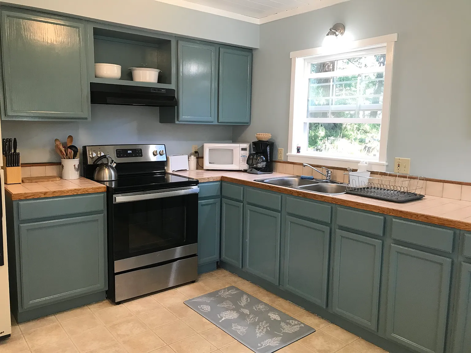 2 bed, 1400 sqft, $2,500 — Photo 3