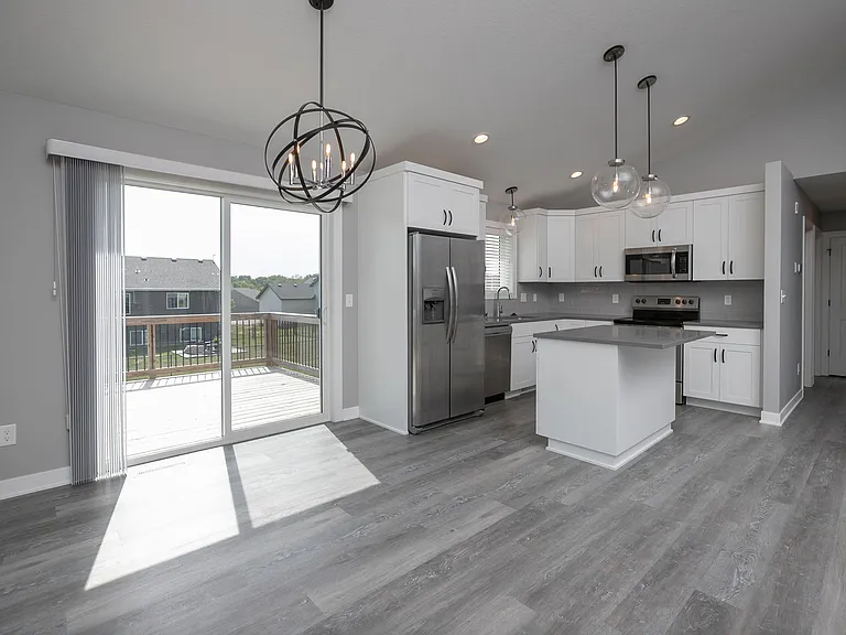 113 Fairway St — Photo 12