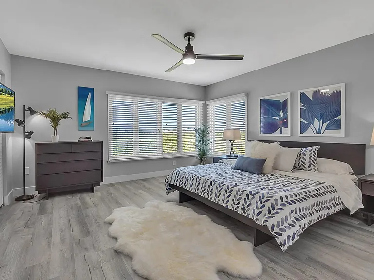 860 Evergreen Way #860 — Photo 4