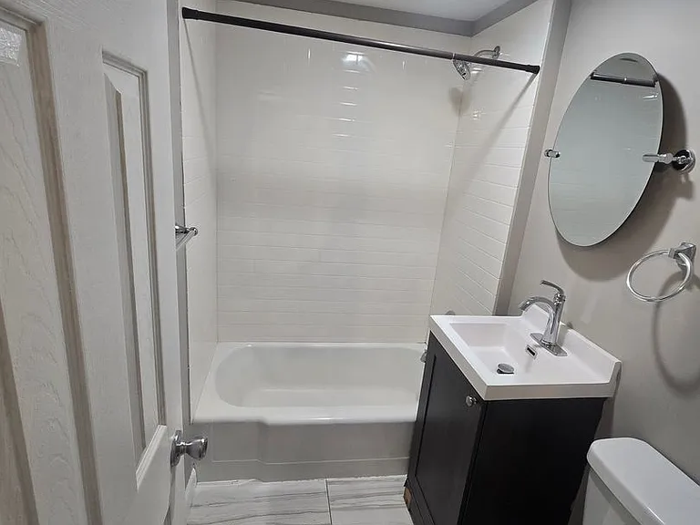 2903 W John St — Photo 7