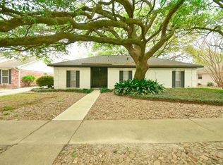 7218 Tall Pines Dr, Houston, TX 77088