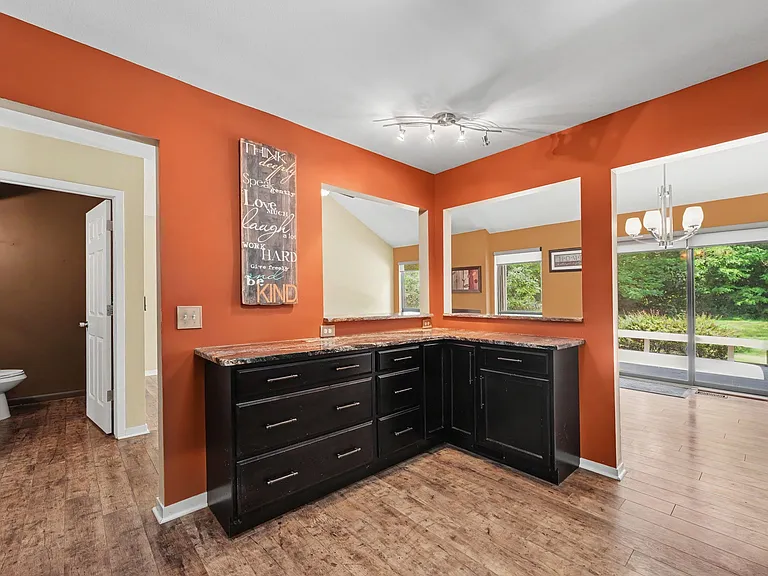 701 Charing Ct — Photo 19