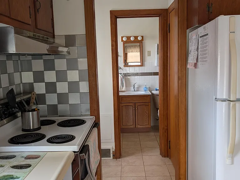 2221 Carter Rd — Photo 8