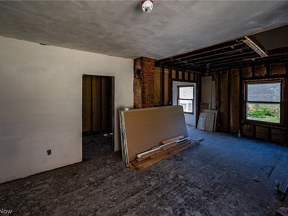 3rd image of 2311 E 103rd St