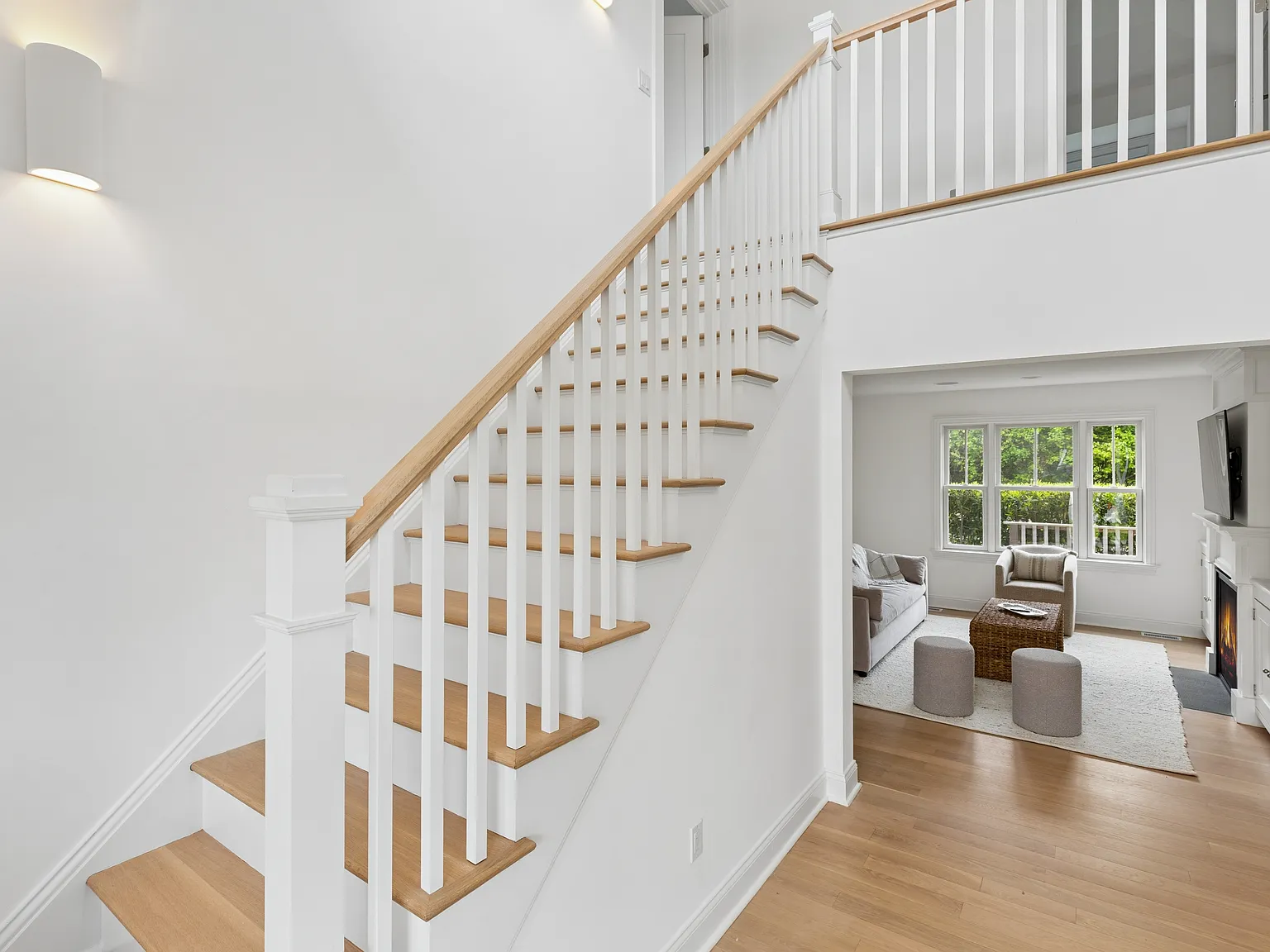 Southampton Newly Renovated Summer Retreat — Photo 2