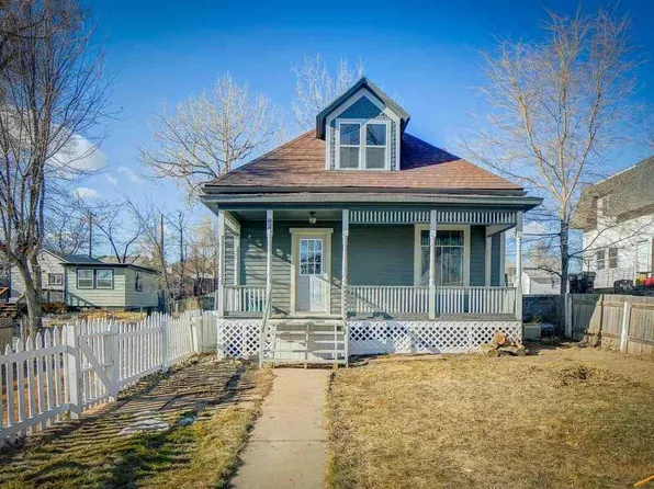 821 Wood Ave, Rapid City, SD 57701