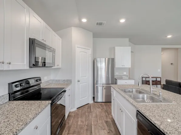 5712 Xene Dr, Austin, TX 78724