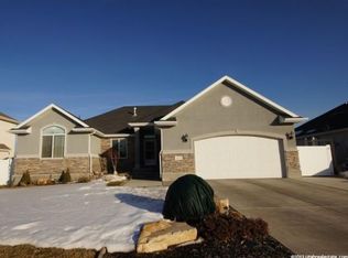 8259 S Boulder Creek Rd, West Jordan, UT 84081