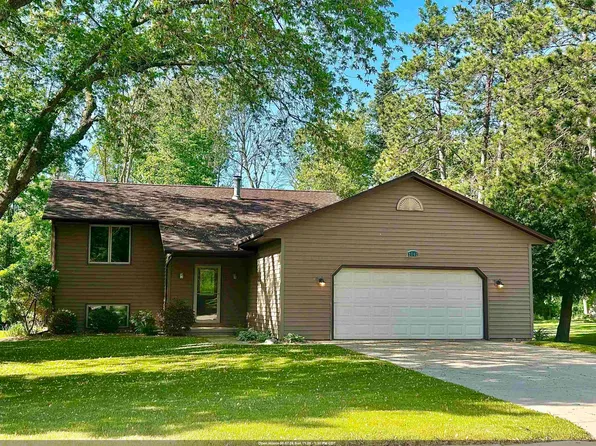 2762 Klee St, Green Bay, WI 54313