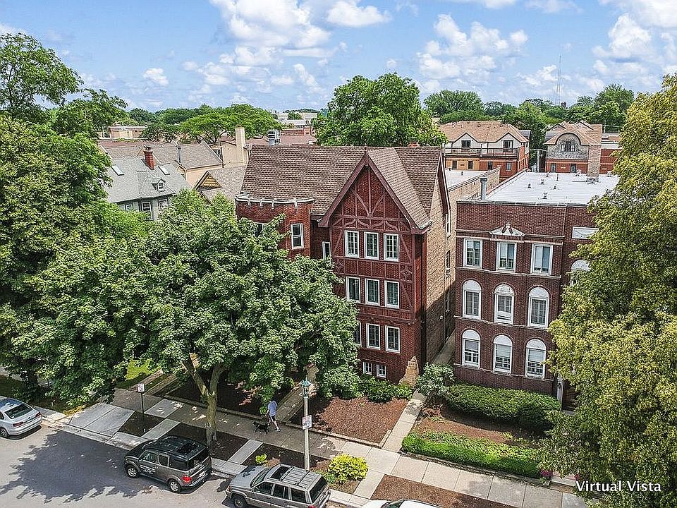 1st image of 426 Wisconsin Ave APT 3