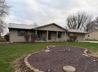 1118 W Water St, Berne, IN 46711